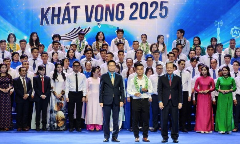 Tôn vinh người lao động tiêu biểu ngành khoa học và công nghệ Tôn vinh người lao động tiêu biểu ngành khoa học và công nghệ