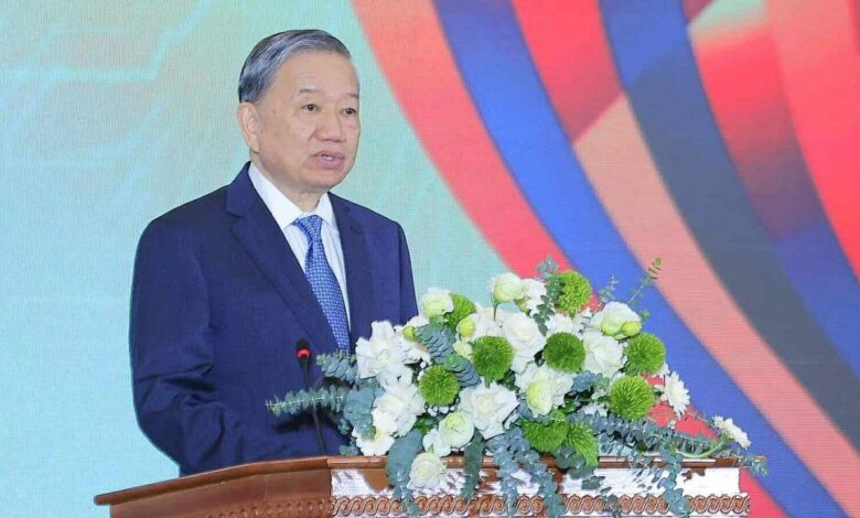 Tổng Bí thư: ‘Không gì có thể ngăn cản Việt Nam vươn mình’ Tổng Bí thư: ‘Không gì có thể ngăn cản Việt Nam vươn mình’