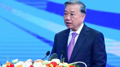 Tổng Bí thư: ‘Khoa học công nghệ là con đường sống còn’