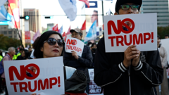 ‘Không Trump! Không Trung Quốc!’: Hàn Quốc kẹt giữa hai siêu cường ‘Không Trump! Không Trung Quốc!’: Hàn Quốc kẹt giữa hai siêu cường