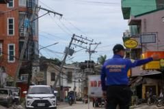 Động đất hàng chục người chết ở Philippines: Chuyện gì đã xảy ra? Động đất hàng chục người chết ở Philippines: Chuyện gì đã xảy ra?
