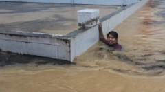 Sau Việt Nam, lũ lụt tàn phá Thái Lan, Malaysia Sau Việt Nam, lũ lụt tàn phá Thái Lan, Malaysia