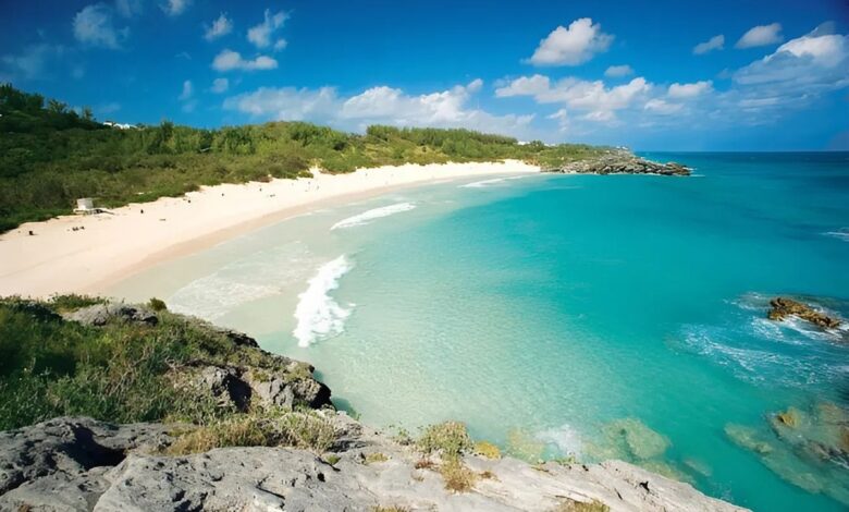 Phát hiện cấu trúc đá khác thường dưới quần đảo Bermuda Phát hiện cấu trúc đá khác thường dưới quần đảo Bermuda