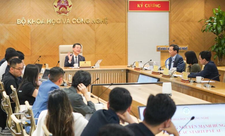 Bộ trưởng Nguyễn Mạnh Hùng: ‘Tài sản lớn nhất của startup là tìm được vấn đề’ Bộ trưởng Nguyễn Mạnh Hùng: ‘Tài sản lớn nhất của startup là tìm được vấn đề’