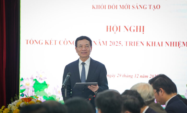 Bộ trưởng Nguyễn Mạnh Hùng nêu công thức cho tăng trưởng nhanh Bộ trưởng Nguyễn Mạnh Hùng nêu công thức cho tăng trưởng nhanh