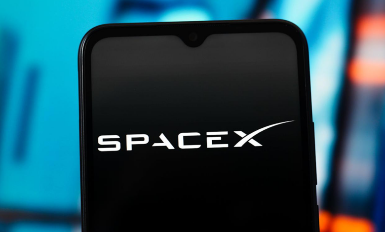 Elon Musk sáp nhập xAI vào SpaceX