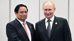 Ông Phạm Minh Chính thăm Nga: LNG, hạt nhân, dầu, và gì nữa? Ông Phạm Minh Chính thăm Nga: LNG, hạt nhân, dầu, và gì nữa?