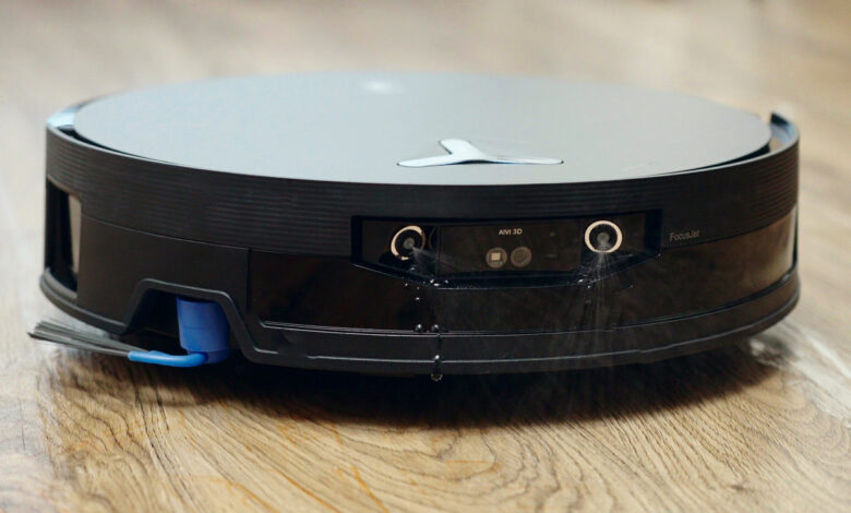 Ecovacs X12 – robot đầu tiên có hệ thống phun nước vào vết bẩn Ecovacs X12 – robot đầu tiên có hệ thống phun nước vào vết bẩn