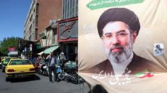 Ai là người đưa ra quyết định ở Iran? Ai là người đưa ra quyết định ở Iran?