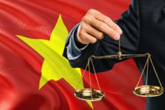Trao quyền tước giấy phép cho chủ tịch xã: áp lực dồn lên giới luật sư Trao quyền tước giấy phép cho chủ tịch xã: áp lực dồn lên giới luật sư