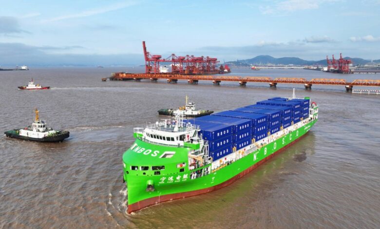 Trung Quốc vận hành tàu container điện 10.000 tấn đầu tiên Trung Quốc vận hành tàu container điện 10.000 tấn đầu tiên