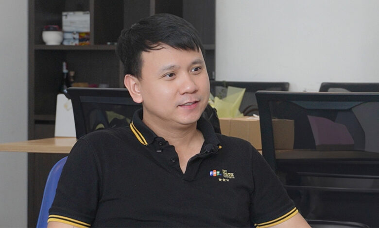 CTO FPT Nguyễn Xuân Phong: ‘Càng dùng AI, càng cần người làm công nghệ’ CTO FPT Nguyễn Xuân Phong: ‘Càng dùng AI, càng cần người làm công nghệ’