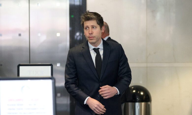 Sam Altman thừa nhận AI khó thay thế hoàn toàn lao động Sam Altman thừa nhận AI khó thay thế hoàn toàn lao động