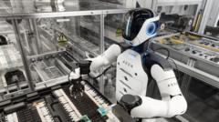 BMW: robot hình người là tương lai ngành ô tô