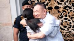 Cựu Thủ tướng Thaksin ra tù nhưng kỷ nguyên của ông đã kết thúc? Cựu Thủ tướng Thaksin ra tù nhưng kỷ nguyên của ông đã kết thúc?