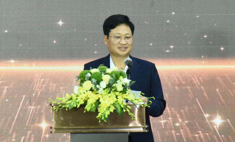 ‘Ngành nào chuyển đổi bằng AI sớm hơn, sẽ tạo ra giá trị gia tăng lớn hơn’ ‘Ngành nào chuyển đổi bằng AI sớm hơn, sẽ tạo ra giá trị gia tăng lớn hơn’