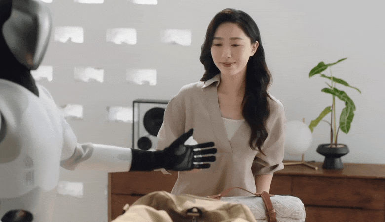 Robot hình người Trung Quốc có lớp da 18.000 điểm cảm biến Robot hình người Trung Quốc có lớp da 18.000 điểm cảm biến