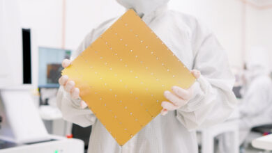 Startup Mỹ được định giá gần 100 tỷ USD nhờ chip AI ‘bằng cái đĩa’