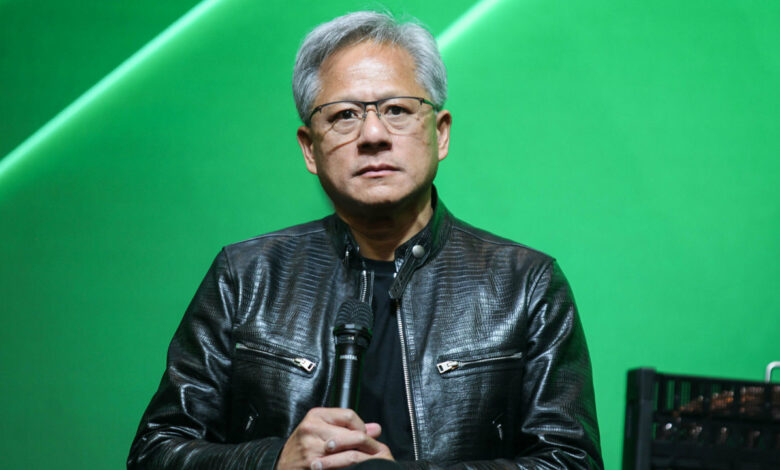 Jensen Huang: Thị phần phần cứng AI của Nvidia tại Trung Quốc về 0% Jensen Huang: Thị phần phần cứng AI của Nvidia tại Trung Quốc về 0%