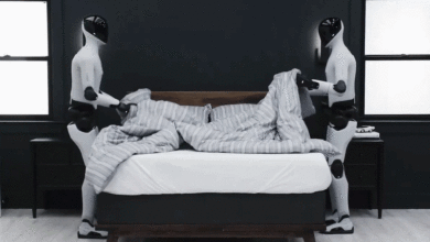Robot hình người Mỹ dọn phòng trong hai phút