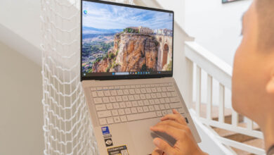ExpertBook Ultra – laptop siêu bền giá từ 68 triệu đồng