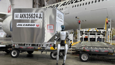 Robot hình người đang làm được gì ngoài đời thực?