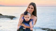 Người mẹ Venezuela hy sinh để cứu con gái trong trận động đất Người mẹ Venezuela hy sinh để cứu con gái trong trận động đất