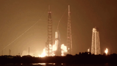 SpaceX có thể hưởng lợi từ vụ nổ tên lửa Blue Origin