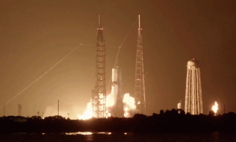 SpaceX có thể hưởng lợi từ vụ nổ tên lửa Blue Origin SpaceX có thể hưởng lợi từ vụ nổ tên lửa Blue Origin
