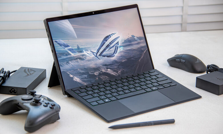 Các mẫu laptop gaming nổi bật của ROG 20 năm qua Các mẫu laptop gaming nổi bật của ROG 20 năm qua
