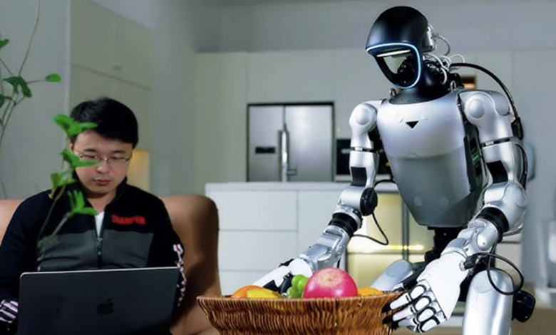Robot hình người loay hoay đi từ sân khấu đến đời thực Robot hình người loay hoay đi từ sân khấu đến đời thực