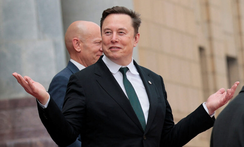 Elon Musk ‘bóp’ chi tiêu AI của nhân viên Tesla Elon Musk ‘bóp’ chi tiêu AI của nhân viên Tesla