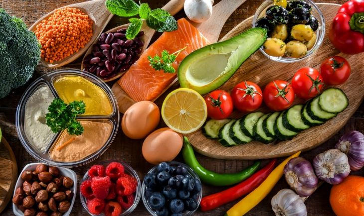 3 Huyền Thoại Dinh Dưỡng: Sự Thật Về Carb, Chất Béo và Giảm Cân 3 Huyền Thoại Dinh Dưỡng: Sự Thật Về Carb, Chất Béo và Giảm Cân