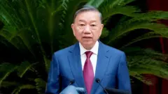 Cam kết đạt mục tiêu tăng trưởng 10%: Cảnh giác với bẫy thu nhập trung bình!