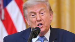Ông Trump nói Trung Quốc ‘can thiệp bầu cử Mỹ 2020’