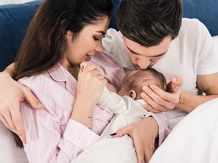 Lợi ích của việc cho con bú, mẹo gắn kết và những điều cần biết cho cha mẹ mới Lợi ích của việc cho con bú, mẹo gắn kết và những điều cần biết cho cha mẹ mới
