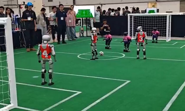 World Cup dành cho robot hình người World Cup dành cho robot hình người