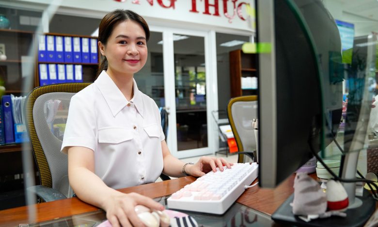 Ba nhóm sẽ nhận 5 triệu đồng hỗ trợ trong quá trình chuyển đổi số Ba nhóm sẽ nhận 5 triệu đồng hỗ trợ trong quá trình chuyển đổi số