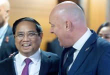 Cán bộ Việt Nam bị tố cáo tấn công tình dục hai nữ phục vụ tại New Zealand trước chuyến thăm của Thủ tướng Chính Cán bộ Việt Nam bị tố cáo tấn công tình dục hai nữ phục vụ tại New Zealand trước chuyến thăm của Thủ tướng Chính
