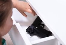 Cách Bảo Vệ Trẻ Em Khỏi Súng Trong Nhà: Những Biện Pháp An Toàn Hiệu Quả