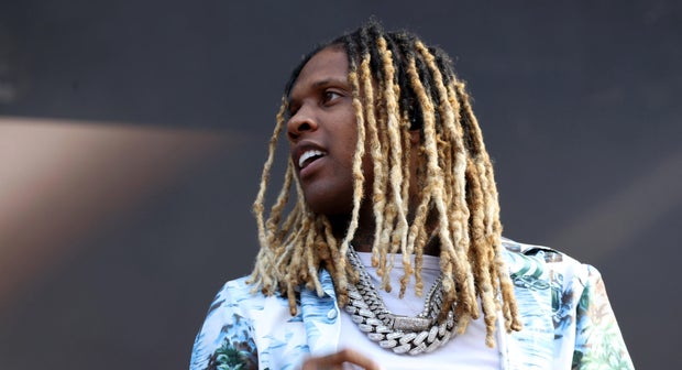 Lil Durk được tuyên bố vô tội trong vụ âm mưu giết người thuê tại Los Angeles Lil Durk được tuyên bố vô tội trong vụ âm mưu giết người thuê tại Los Angeles