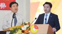 Những Điều Nổi Bật Khi Hai ‘Thái Tử Đảng’ Rời Hà Nội Để Khám Phá Các Địa Phương Những Điều Nổi Bật Khi Hai ‘Thái Tử Đảng’ Rời Hà Nội Để Khám Phá Các Địa Phương