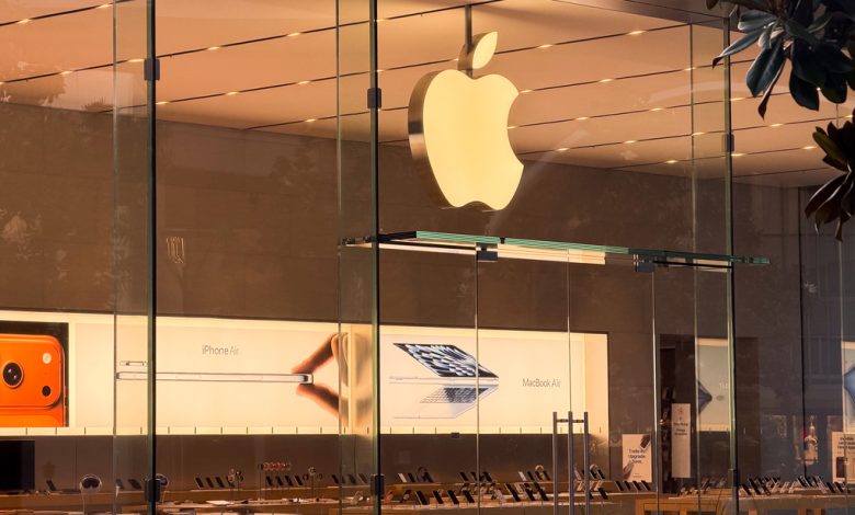 Sam Altman: Tình Yêu Cuồng Nhiệt Đối Với Apple Sam Altman: Tình Yêu Cuồng Nhiệt Đối Với Apple