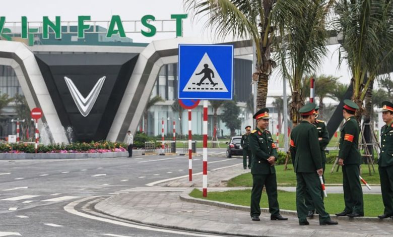 Vingroup Tăng Cường Thế Chấp Tài Sản Để Hỗ Trợ VinFast Việt Nam Vay Nợ